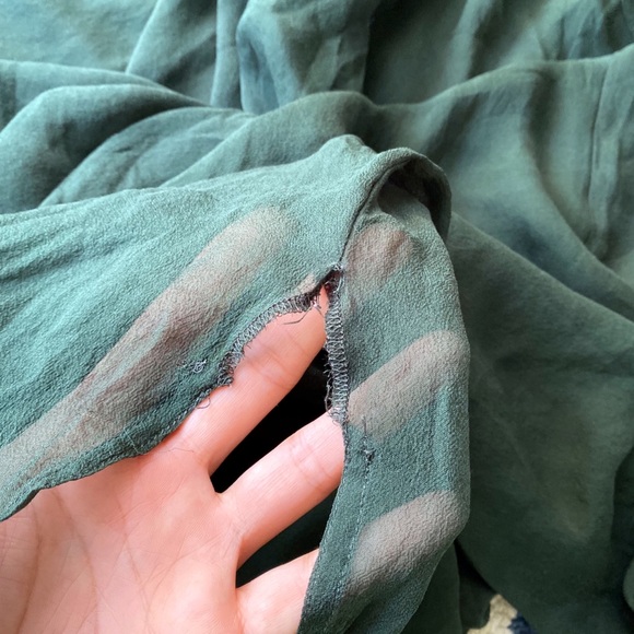 π² SEE BY CHLOE FOREST GREEN SHEER LOOSE BAGGY FIT SILK BLOUSE! - Picture 10 of 10